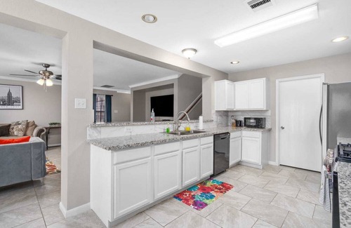 Southeast Houston House | CLASSIC, MODERN HOME TMC.NRG.DOWNTOWN!