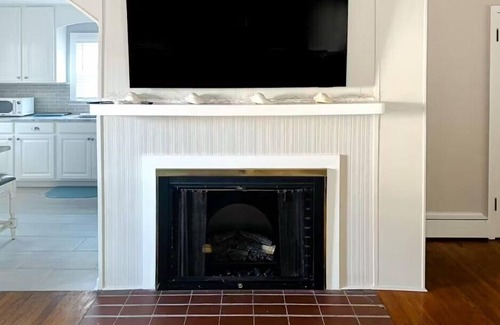 Lewes House | Classic Quaint Beach Cottage