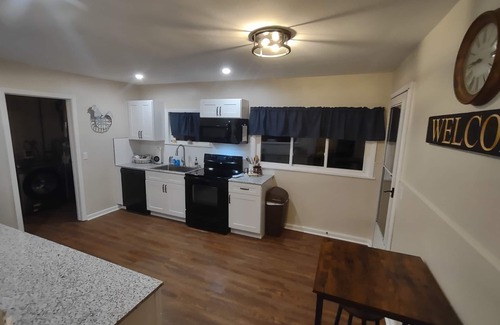 Cheektowaga House | Classic Ranch close to the Buffalo Airport