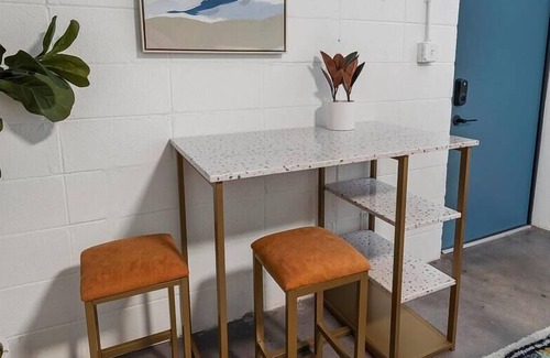 Virginia Highland Apartment | Classic Studio with Queen Bed, City Walkable!