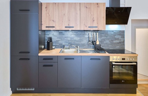 Peterswerder Apartment | Classic Style Apartment | Winter Garden | Kitchen