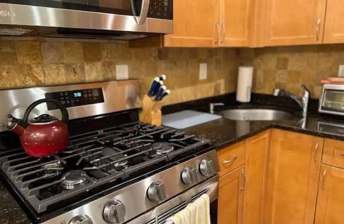Jeffries Point Condo | Classic & stylish condo near iconic Boston Harbor