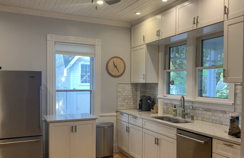 Skaneateles House | Classic Village Victorian - Steps to Downtown!