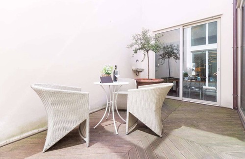 Santa Croce Apartment | Classy And Big Penthouse In Florence City Center