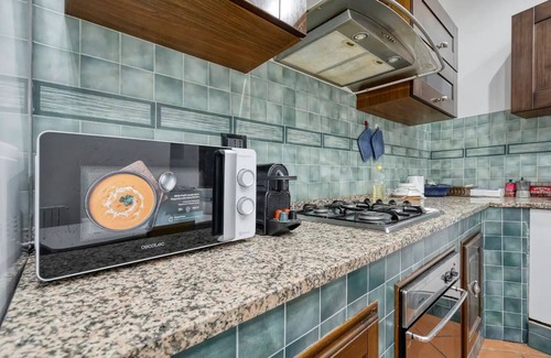 Historic Center Apartment | Classy Apartment for 6 in the City Center - SMART TV 40' HD NETFLIX PRIMEVIDEO