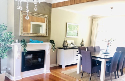 Bellevue Heights House | Classy bungalow in Adelaide/wineries/beaches/hills/national