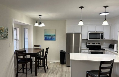 Westminster Apartment | Classy Condo Near Lake Hartwell