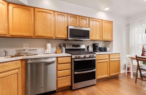 Old Town West House | Classy Old Town Getaway 3-BR in Perfect Location