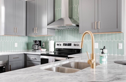 Church Hill Apartment | Classy, Spacious Apt Near Esteemed Restaurants