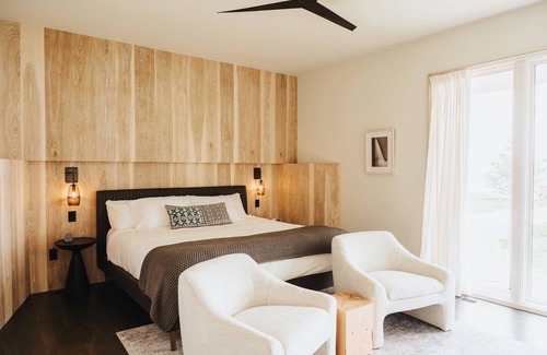 Algoma House | Clay Banks Lake House | Waterfront Modern Cabin