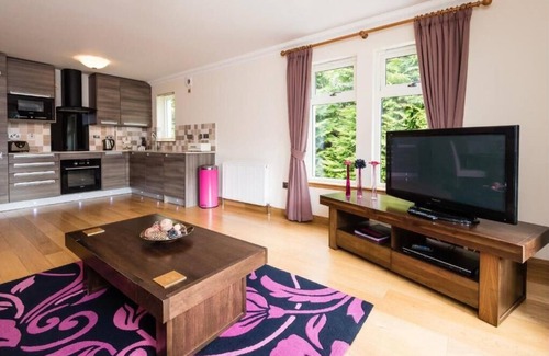 Pitlochry Apartment | Claymore Guest House and Apartments