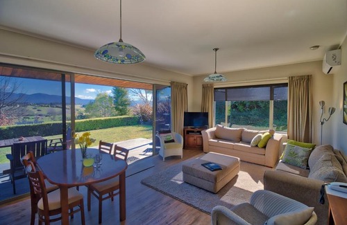 Ruby Bay Apartment | Clayridge Cottages