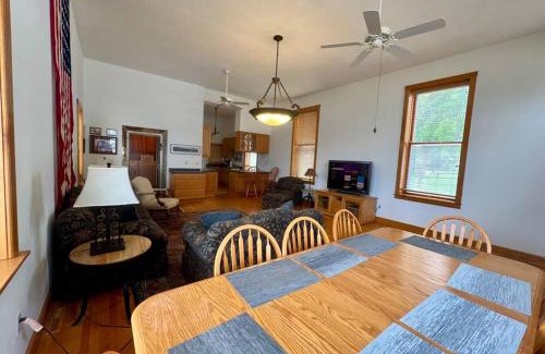 Clayton Villa | Clayton Bank on the Banks of the Mississippi!