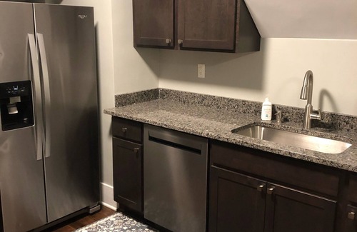 Clayton House | Clayton Village Home Best Location
