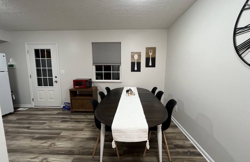 Williamstown House | Clean 3 bedroom, 2.5 bathroom townhouse within minutes of the Ark Encounter!