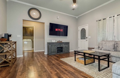 Russellville House | Clean! 5Bed home. Centrally located. Privacy