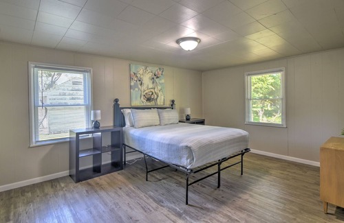 Gary House | Clean and Comfortable Ranch near 80/94/65 Refinery