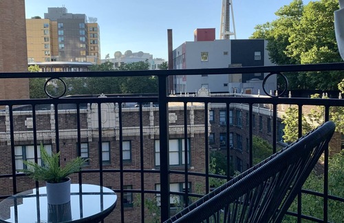 Belltown Condo | Clean and Luxurious Belltown Gem