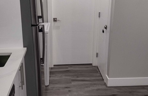 Northeast Edmonton House | Clean Cozy 1 Bedroom charming legal basement suite in a peaceful Environment