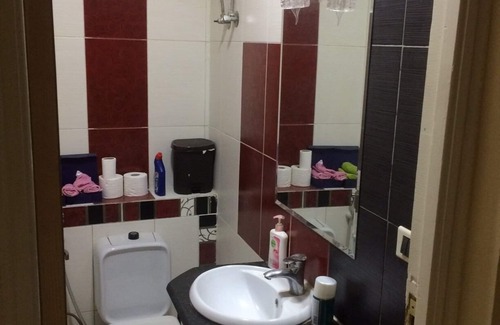 Al-Khalifa House | Clean,cozy apartment located in Maadi, one private room in our house