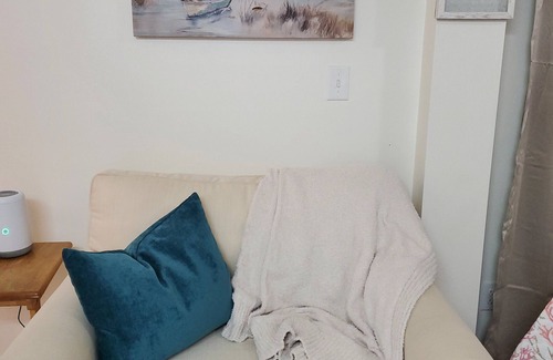 Colington Apartment | Clean Cozy Efficiency Beach Apt