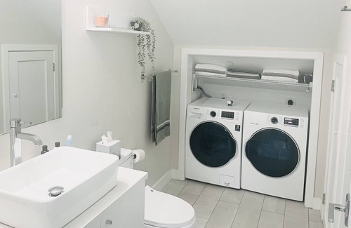 Providence Apartment | Clean Eastside Apartment minutes from Downtown!