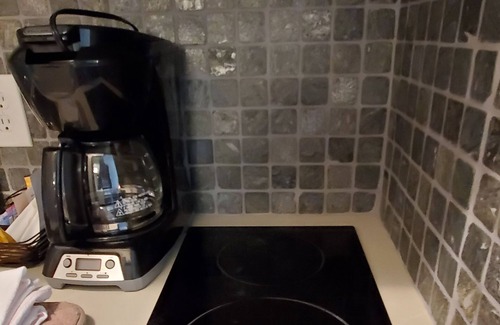 Brian Head Apartment | Clean Get-A-Way Condo w/Pool, Jacuzzi and Gym