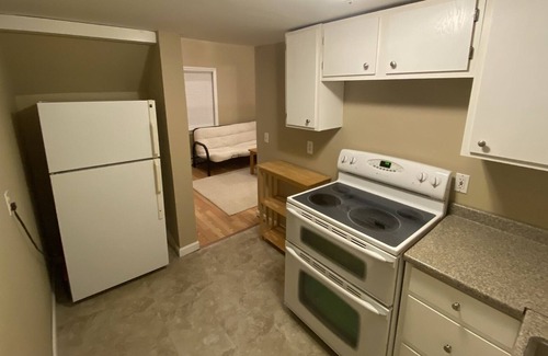 Westerly Apartment | Clean Loft Near Beaches