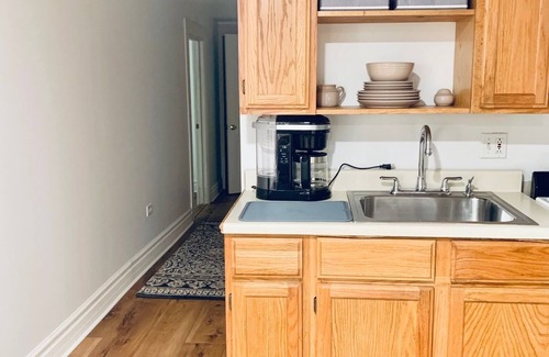 Logan Square House | Clean, Private, Cozy Urban Oasis Chicago Greystone In Heart of Logan Square