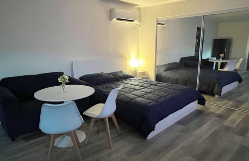 Artesia House | Clean Studio near Cerritos mall/ Disneyland