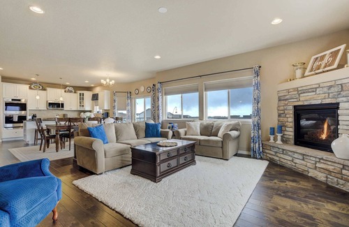 Colorado Springs House | Clear View! Scenic Retreat w Work-Friendly Spaces