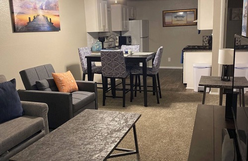 Clearwater Apartment | Clearwater Hideaway - Townhouse apartment conveniently located
