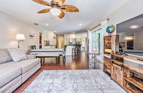 Forest Wood Estates House | Clearwater Pool Home - Family Friendly!