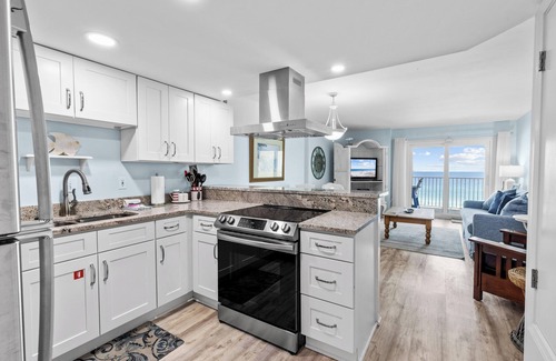Gulf Shores Condo | Clearwater unit 4C NEW RENTAL & DIRECT BEACHFRONT in GULF SHORES