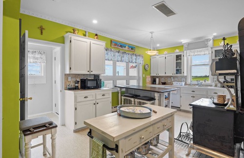 Kensington House | Clermont Country Retreat