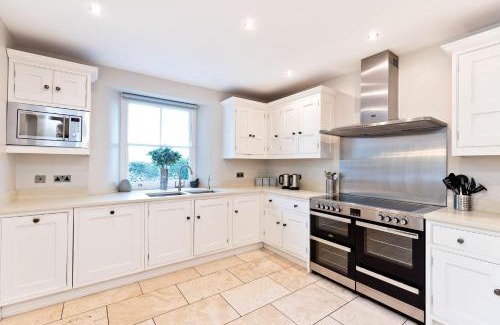 Little Longstone House | Cliff House
