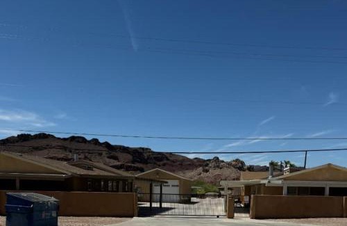 Parker Strip House | CliffHanger