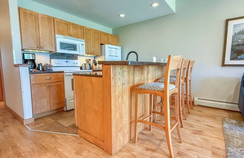 Tofte House | Cliffhouse 677 - Lutsen, MN - Cascade Vacation Rentals