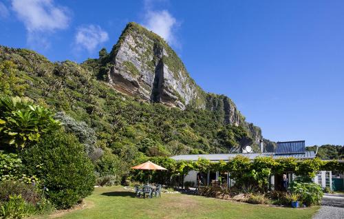 Punakaiki House | Cliffscapes