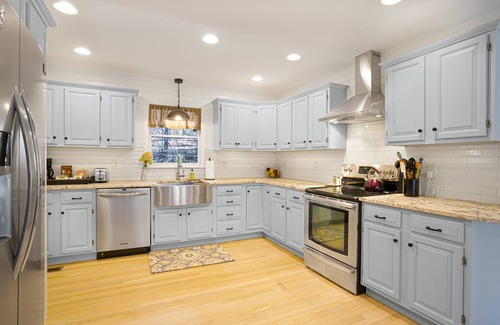 Thompson's Station House | Cliffside Cottage
