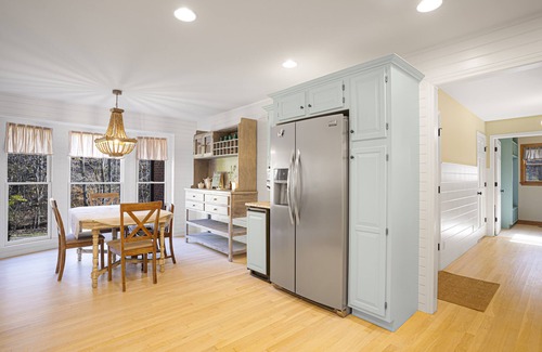 Thompson's Station House | Cliffside Cottage