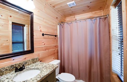 Primrose Cabin | Cliffview Lakeside - 12 BR Lodge at Cliffview Resort