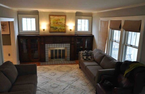 Central Clintonville House | Clintonville Community Home