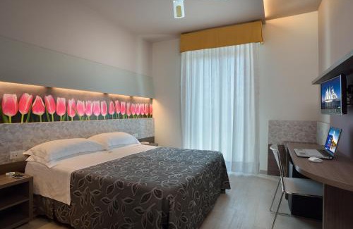 Pesaro Hotel | Clipper