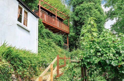 Lynmouth Cottage | CLOONEAVIN CHALET, pet friendly, country holiday cottage in Lynmouth