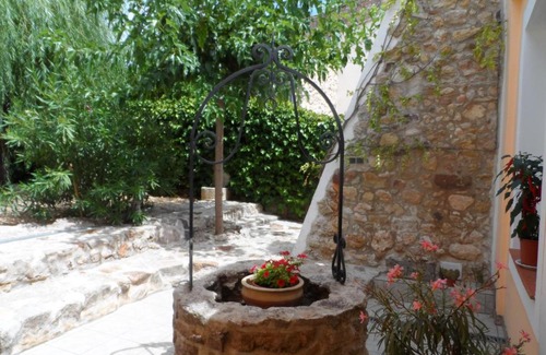 Cruzy Bed & Breakfast | Clos Mazerolles
