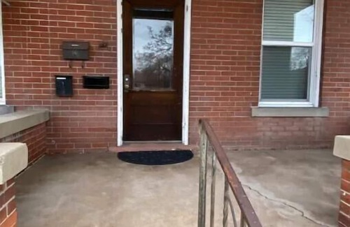 Ogden Apartment | Close & Cozy 2