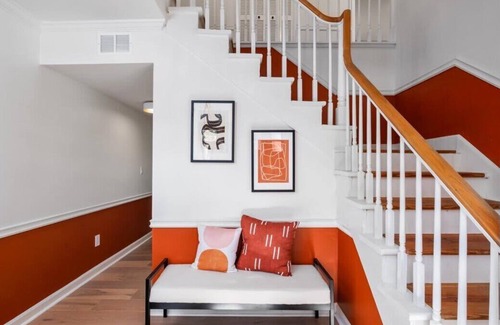 Marietta House | Close to Atlanta | Sleeps 12 | Hot Tub | BBQ Grill