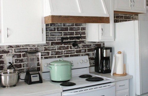 Town of Richmond Cottage | Close to Beach and Kayaks