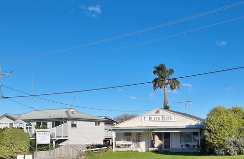 Bermagui Apartment | Close to Beach, Harbour Marina, Country Club, Golf Course, Restaurants, Cafes